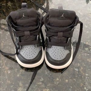 Like new toddler size 4 Jordan’s
